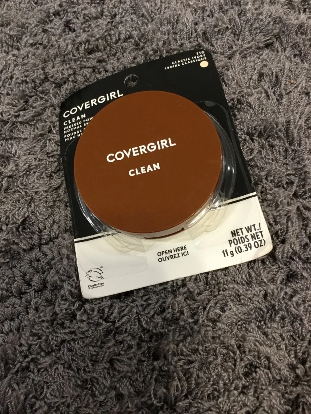 Covergirl Clean Pressed Powder-110 Classic Ivory